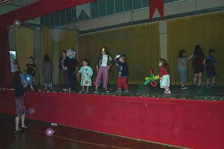 0778.jpg (21326 bytes)